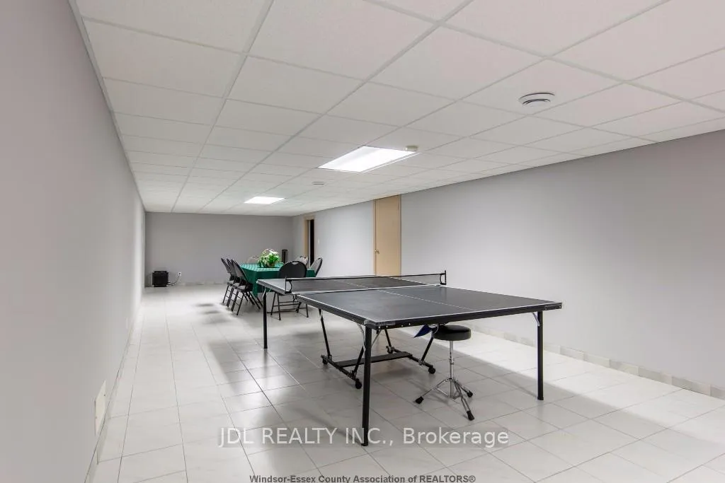 Photo 37 of 12356 Charlene Lane, Tecumseh — HOMEH