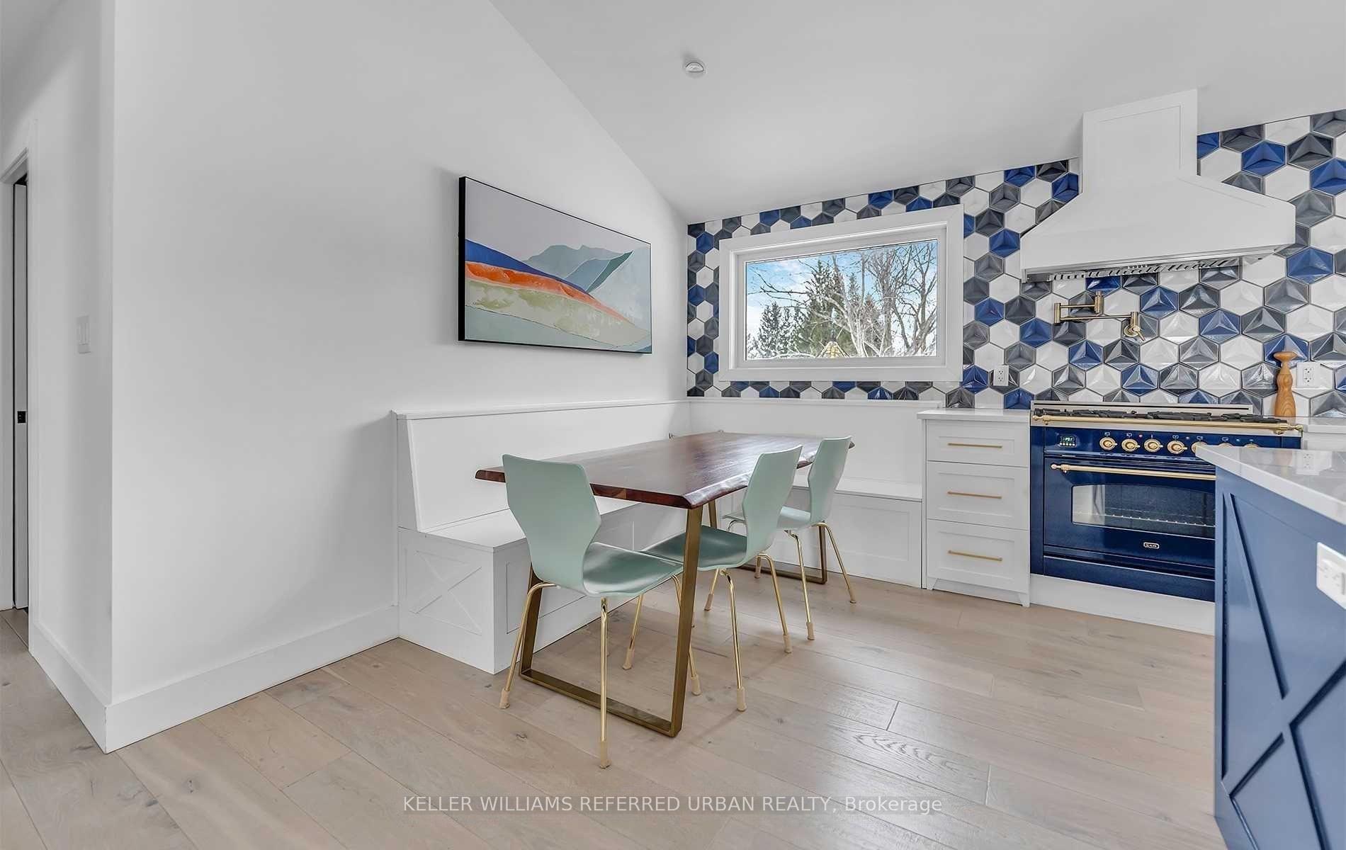 Photo 7 of 886 Sixth Street, Collingwood — HOMEH