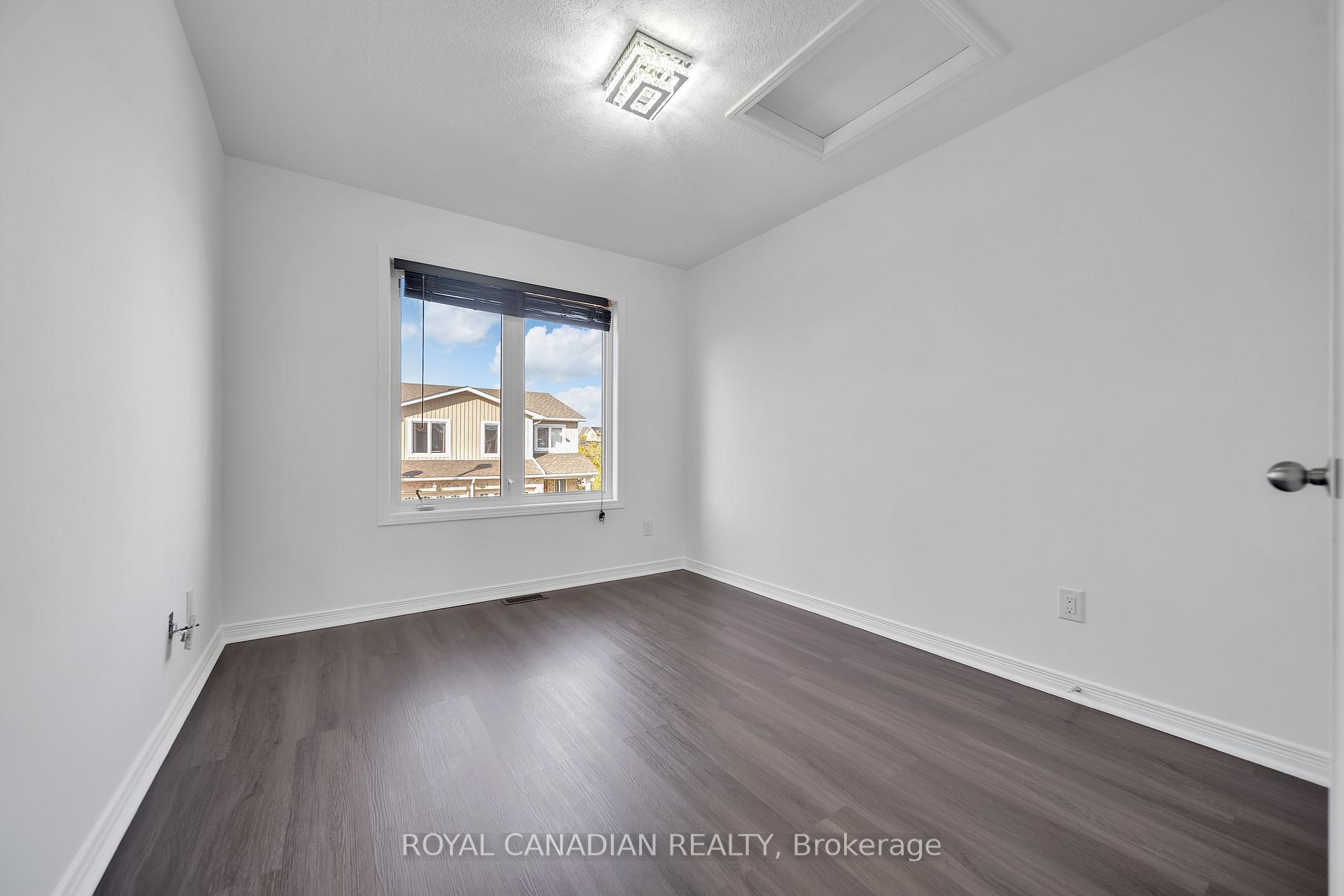 Photo 23 of Unit 14, 75 Prince William Way E, Barrie, Innis-Shore — HOMEH
