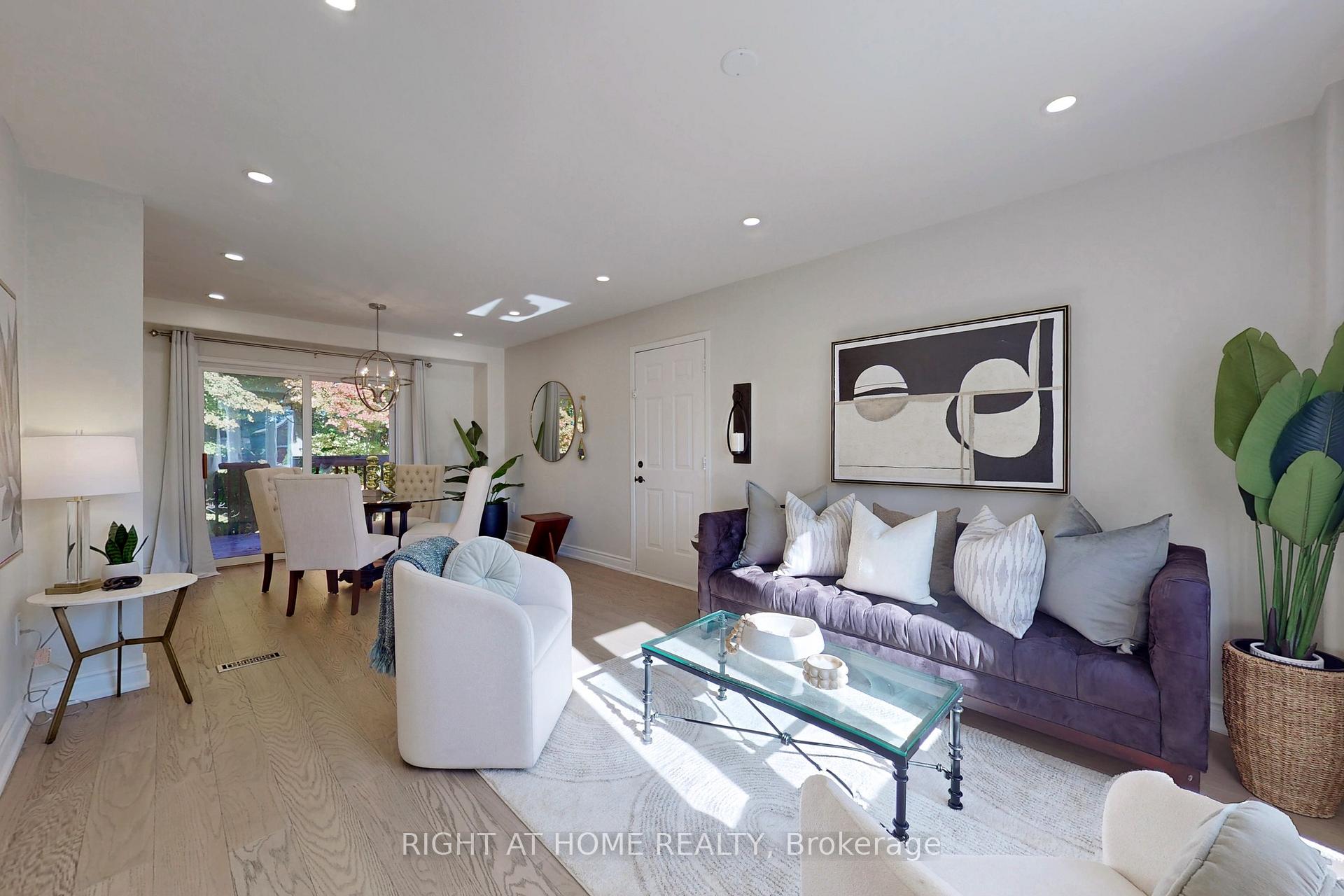 Photo 4 of 28 Holly Meadow Road, Barrie, Holly — HOMEH