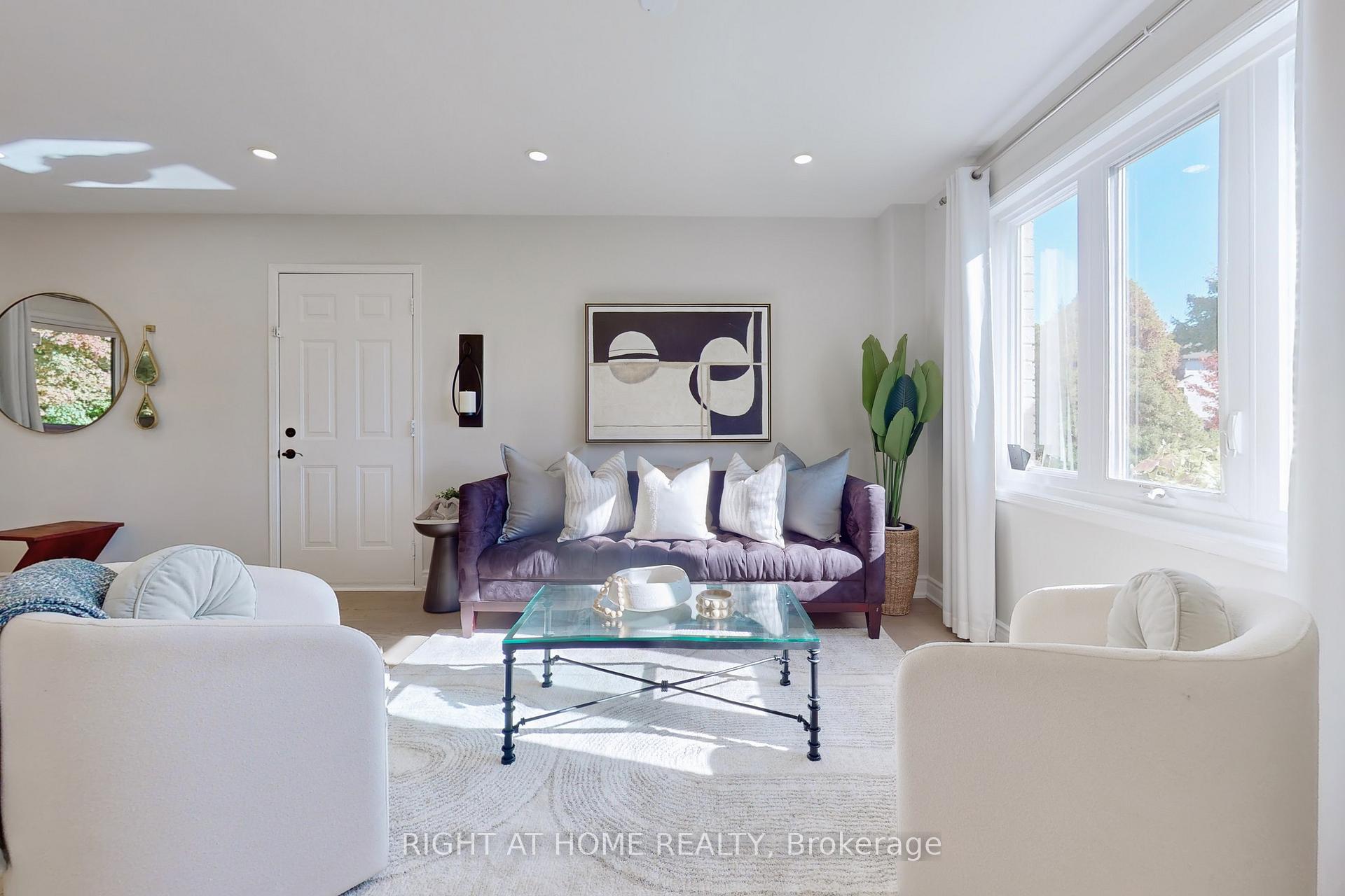 Photo 5 of 28 Holly Meadow Road, Barrie, Holly — HOMEH
