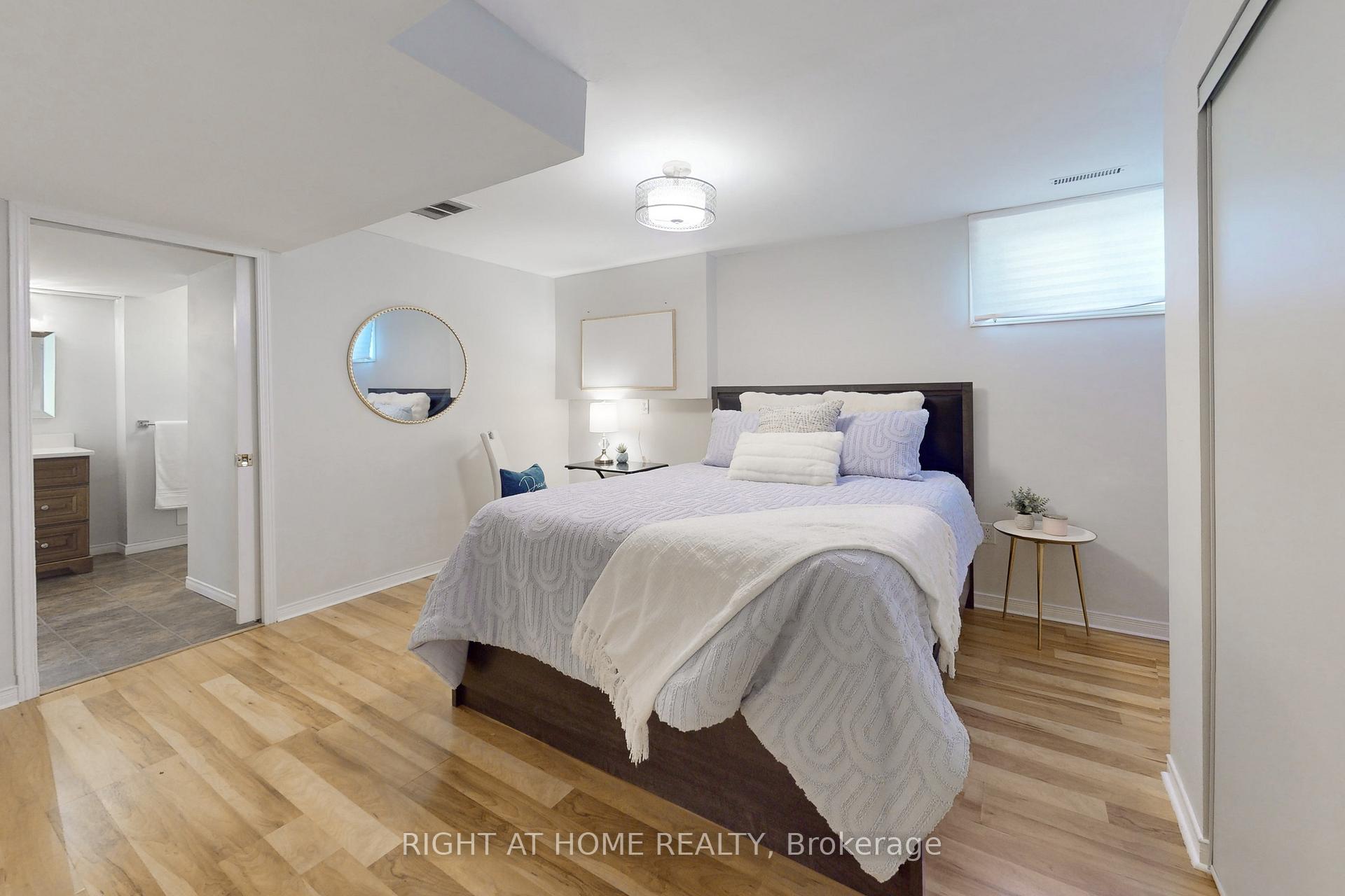 Photo 26 of 28 Holly Meadow Road, Barrie, Holly — HOMEH