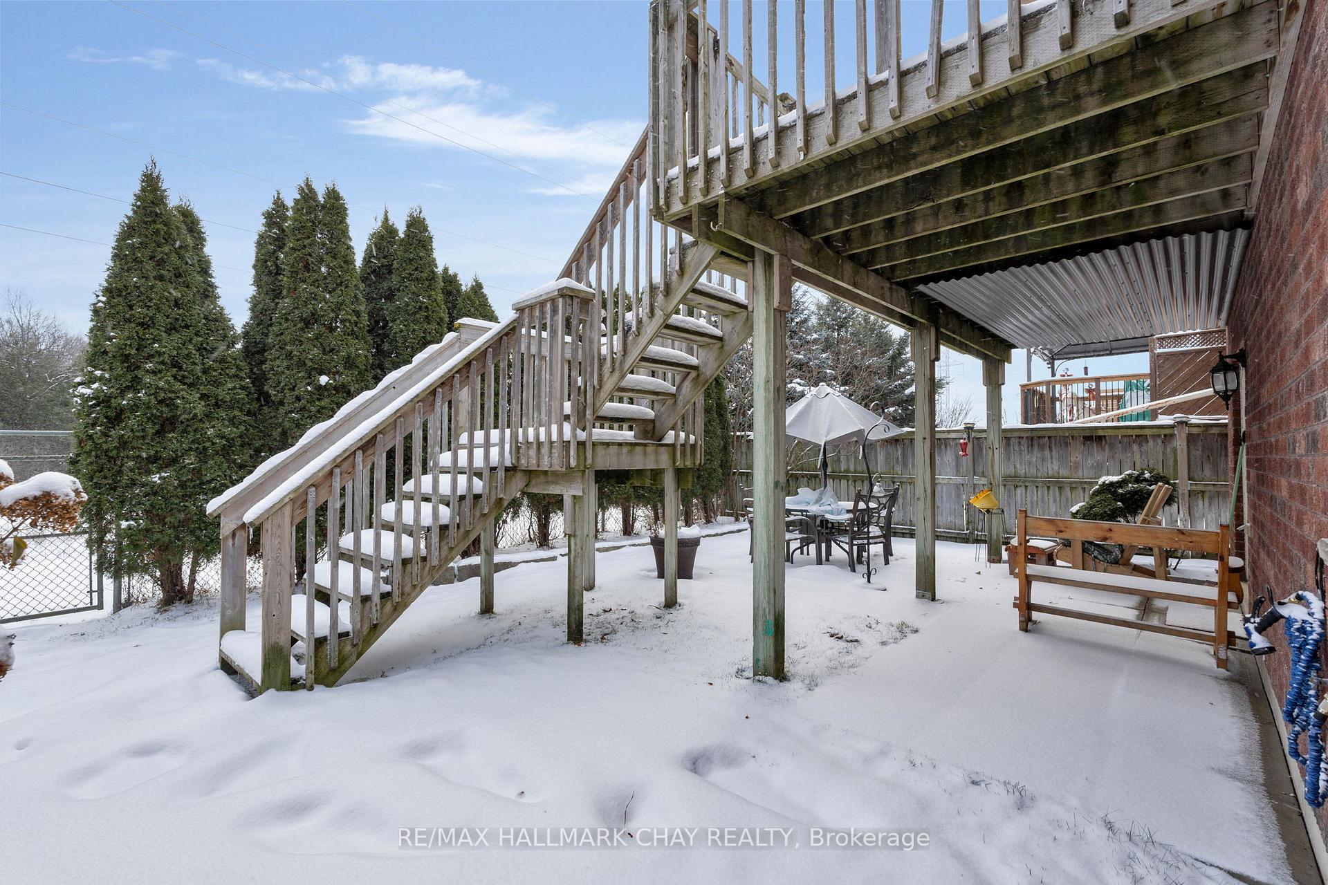 Photo 25 of 195 Pringle Drive, Barrie, Edgehill Drive — HOMEH