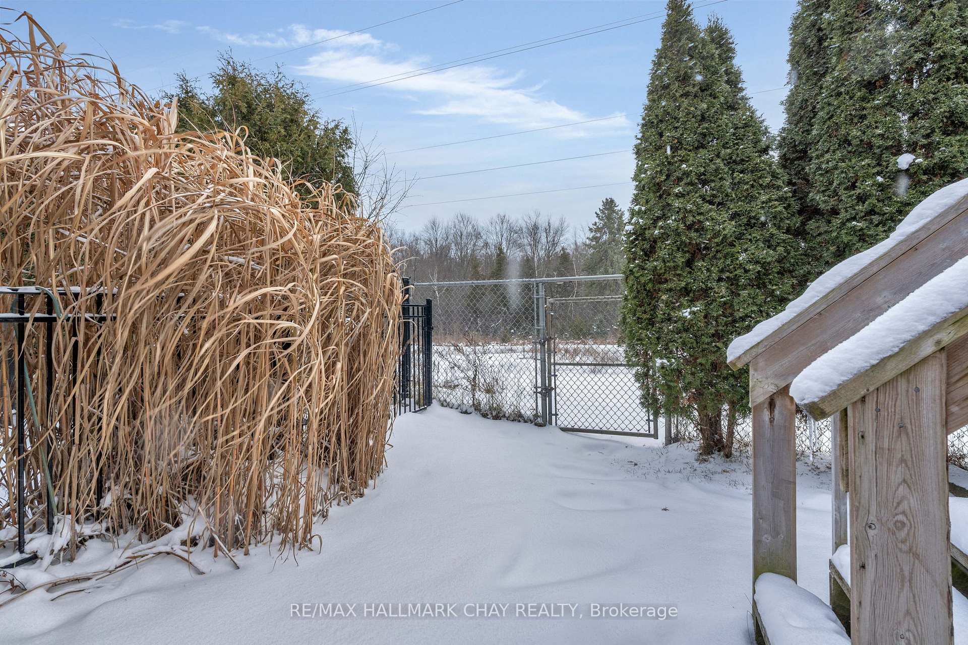 Photo 31 of 195 Pringle Drive, Barrie, Edgehill Drive — HOMEH