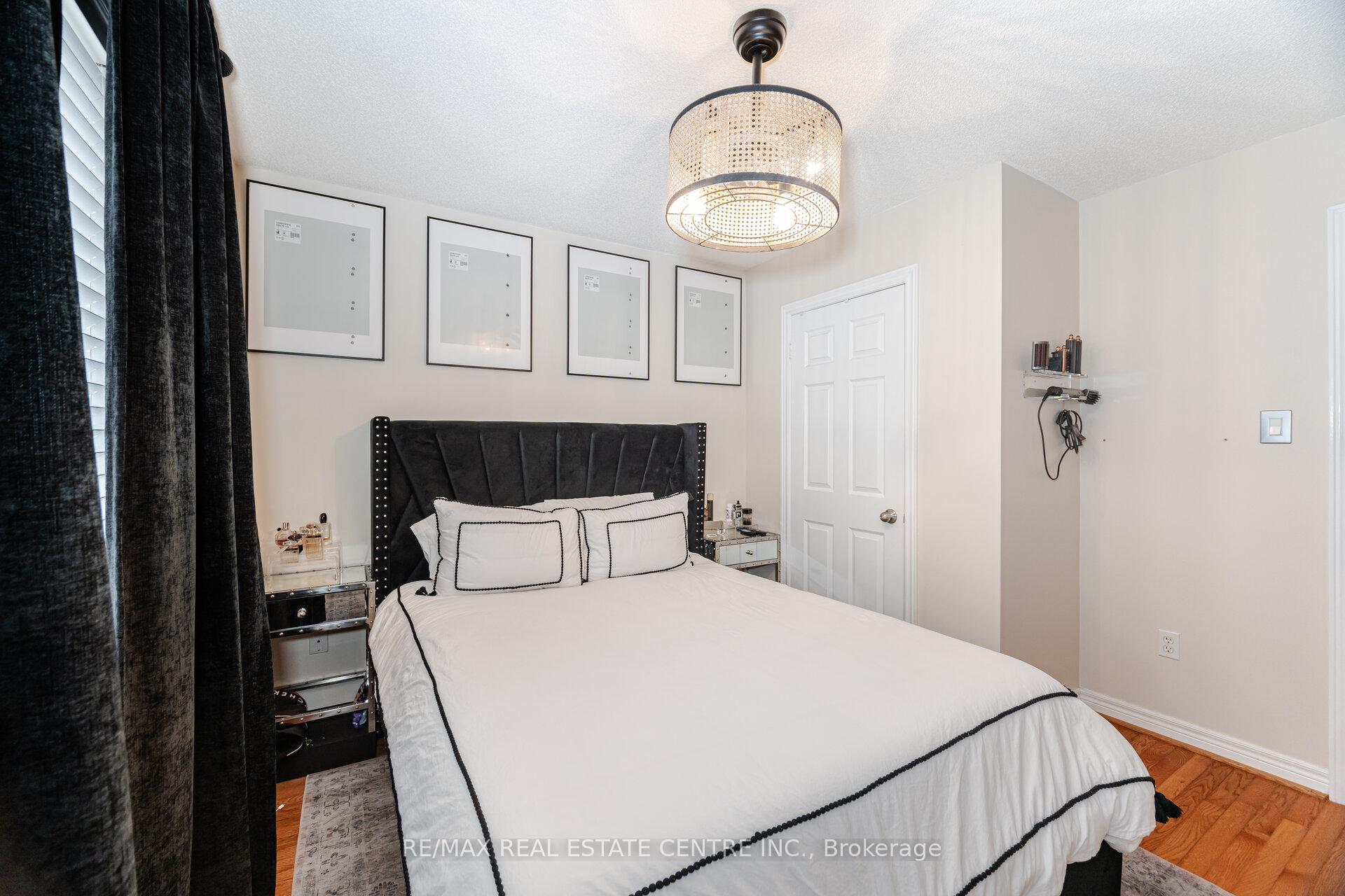 Photo 35 of 21 Falstaff Drive, Brampton, Fletcher's Creek South — HOMEH