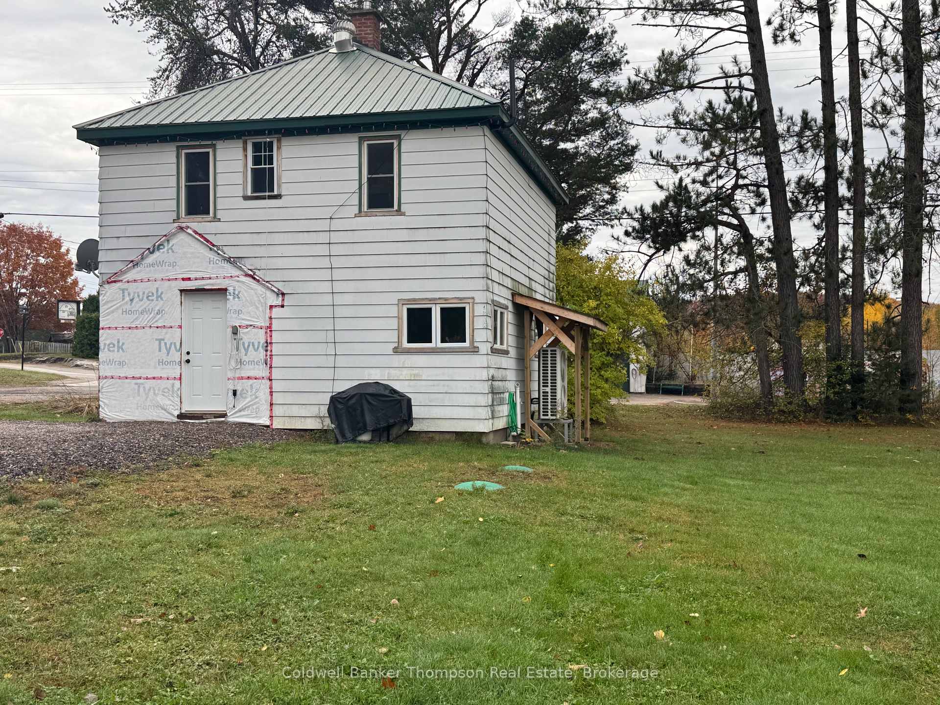 Photo 20 of 1773 Highway 518 E, Kearney — HOMEH