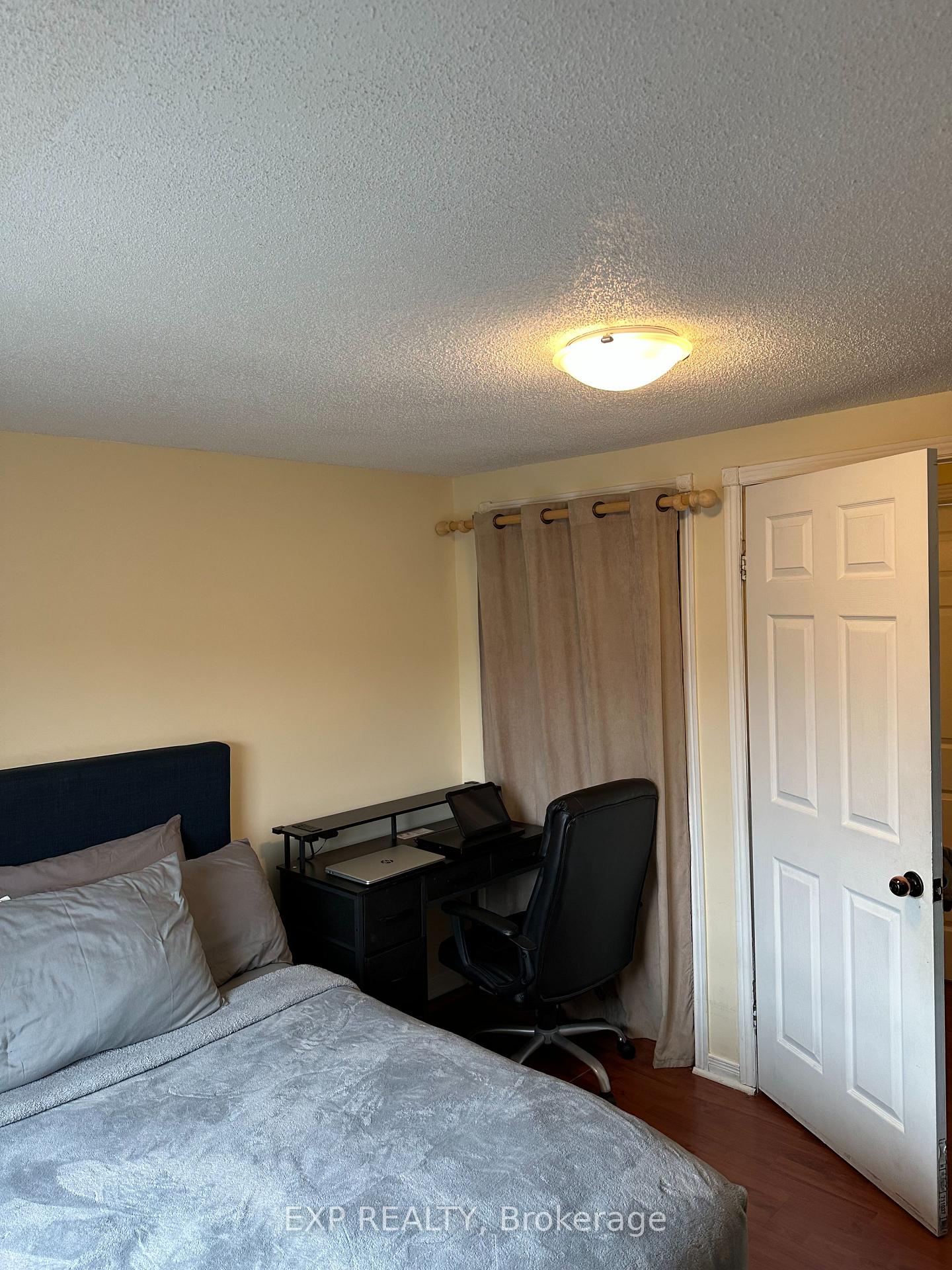 Photo 12 of 21 Oak Avenue, Hamilton, Landsdale — HOMEH