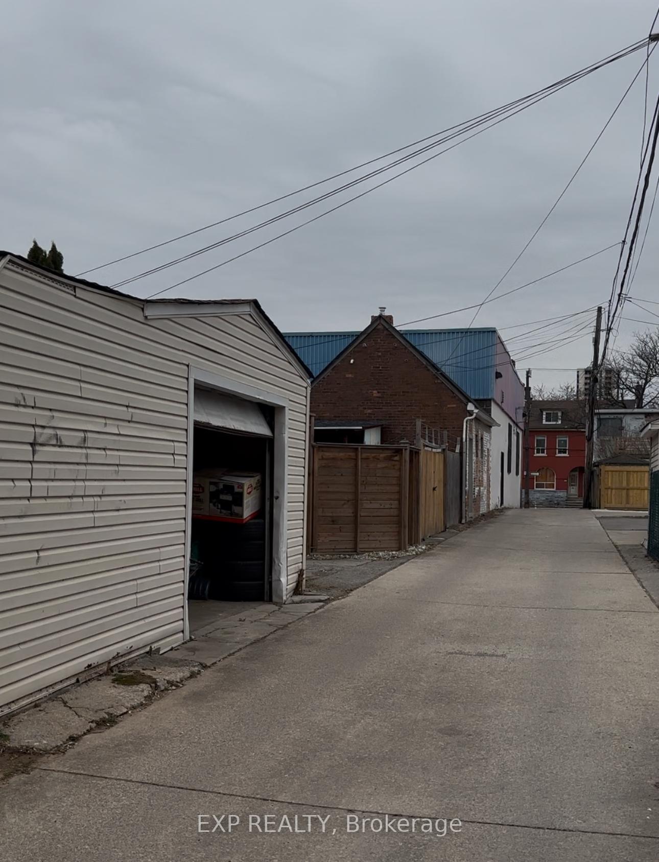 Photo 23 of 21 Oak Avenue, Hamilton, Landsdale — HOMEH