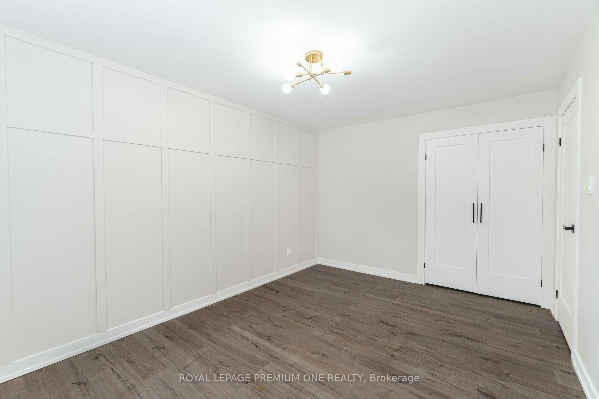 Photo 19 of 453 Leacock Drive, Barrie, Letitia Heights — HOMEH