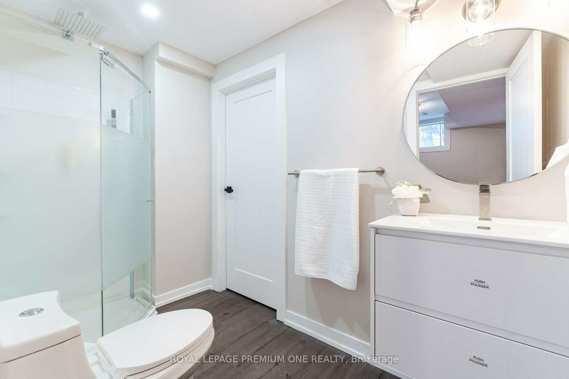 Photo 36 of 453 Leacock Drive, Barrie, Letitia Heights — HOMEH