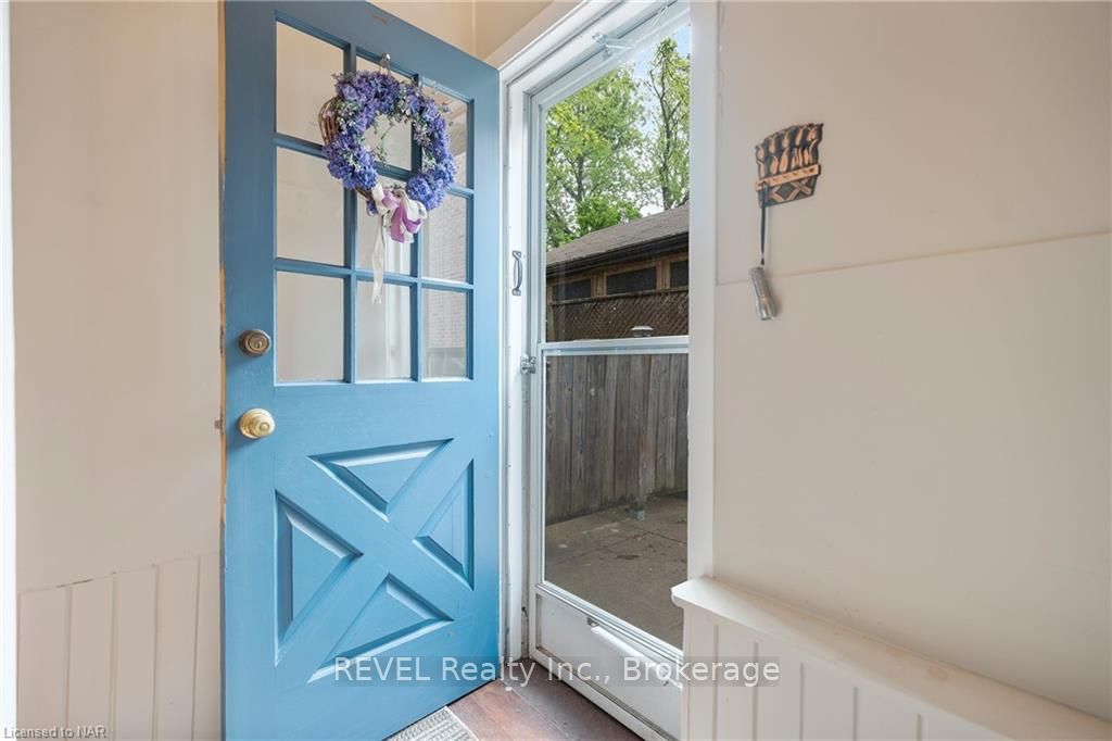 Photo 5 of 149 South Drive, St. Catharines, Old Glenridge — HOMEH