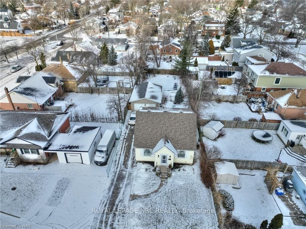 Photo 3 of 7 Cliff Road, St. Catharines, Old Glenridge — HOMEH