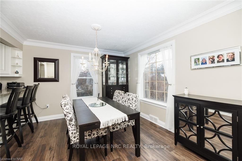 Photo 11 of 7 Cliff Road, St. Catharines, Old Glenridge — HOMEH
