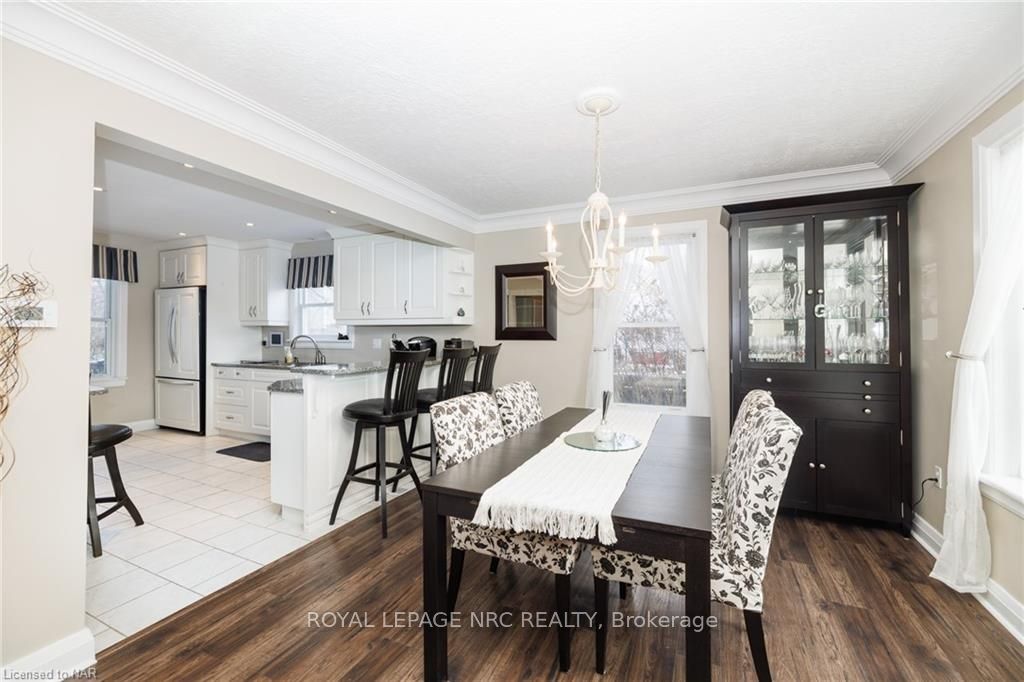 Photo 12 of 7 Cliff Road, St. Catharines, Old Glenridge — HOMEH
