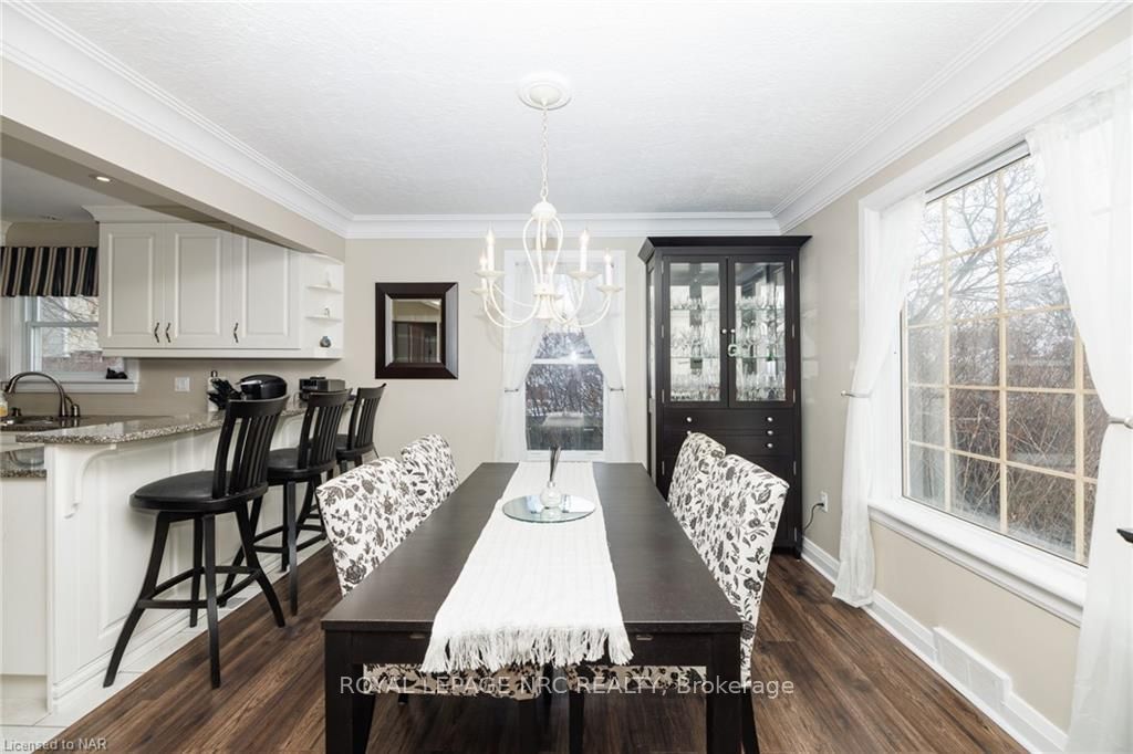 Photo 13 of 7 Cliff Road, St. Catharines, Old Glenridge — HOMEH