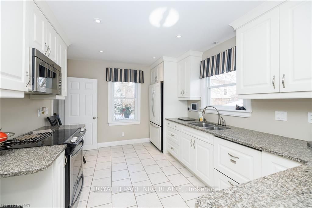 Photo 15 of 7 Cliff Road, St. Catharines, Old Glenridge — HOMEH
