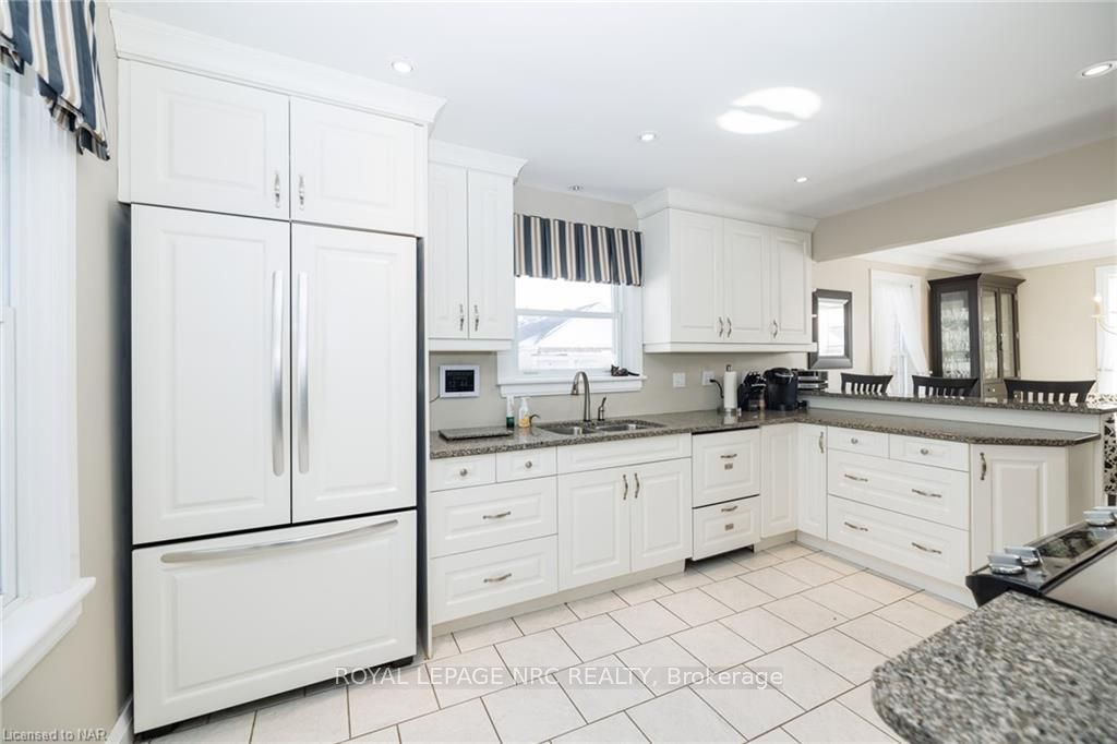 Photo 16 of 7 Cliff Road, St. Catharines, Old Glenridge — HOMEH