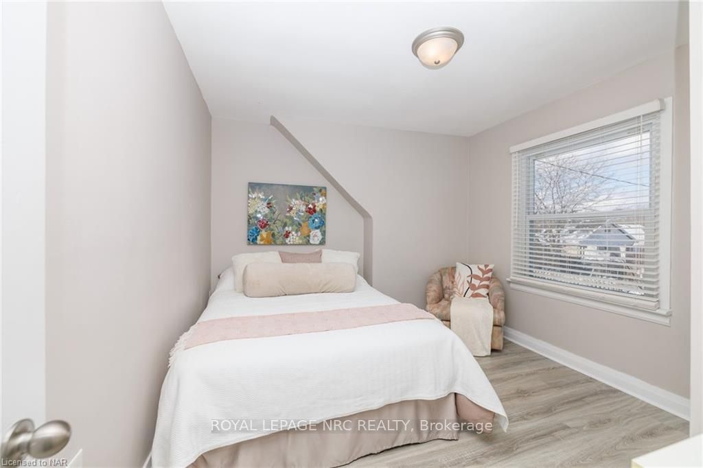 Photo 26 of 7 Cliff Road, St. Catharines, Old Glenridge — HOMEH