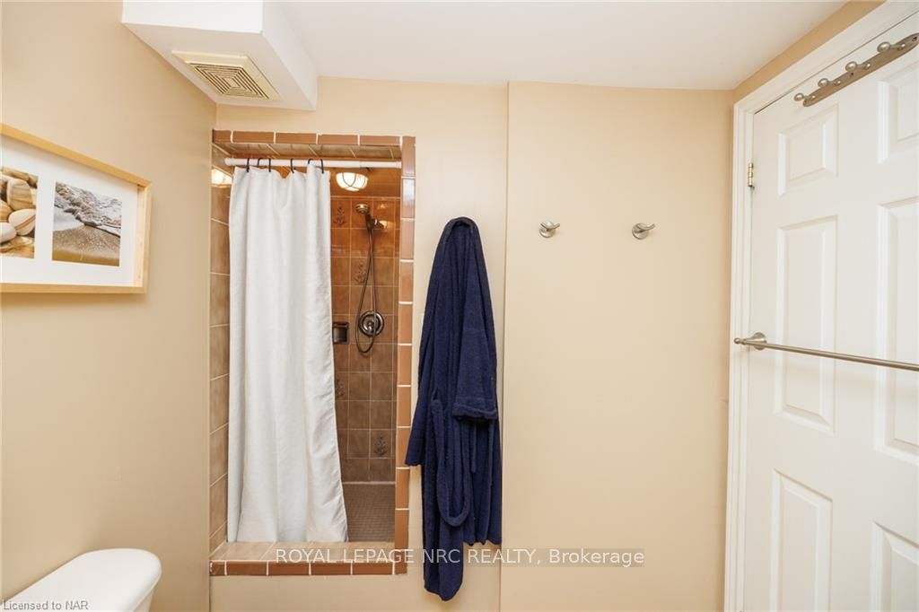 Photo 33 of 7 Cliff Road, St. Catharines, Old Glenridge — HOMEH