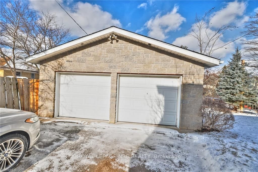Photo 41 of 7 Cliff Road, St. Catharines, Old Glenridge — HOMEH