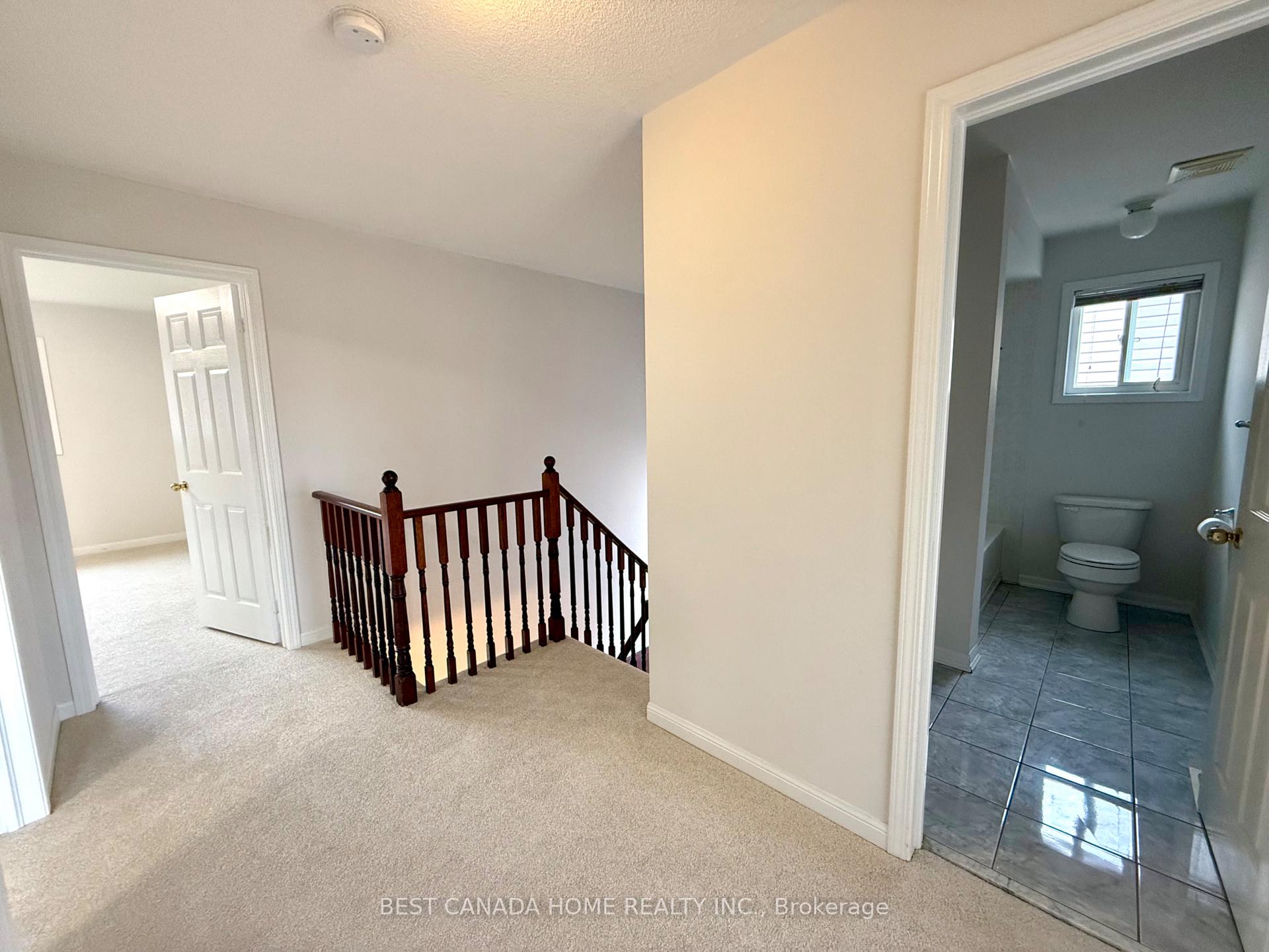 Photo 16 of 74 Monarchy Street S, Barrie, Innis-Shore — HOMEH