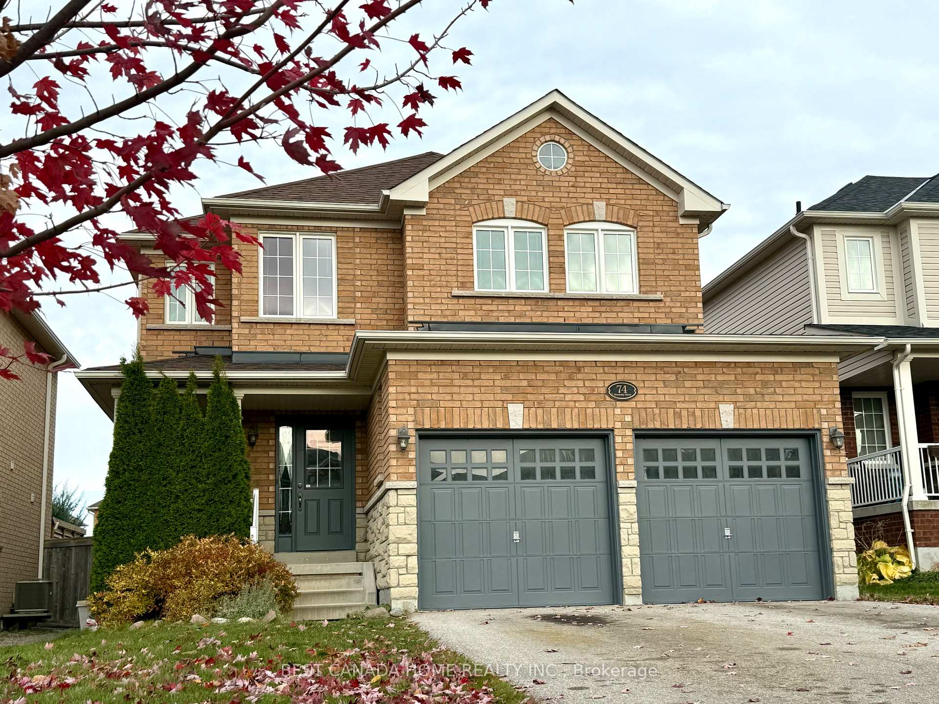 Photo 27 of 74 Monarchy Street S, Barrie, Innis-Shore — HOMEH