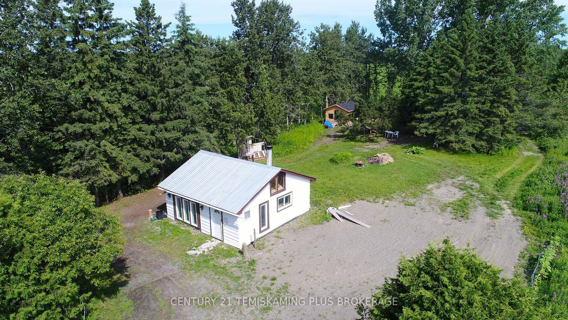 Photo 2 of 245407 569 Highway, Englehart, Central Timiskaming — HOMEH