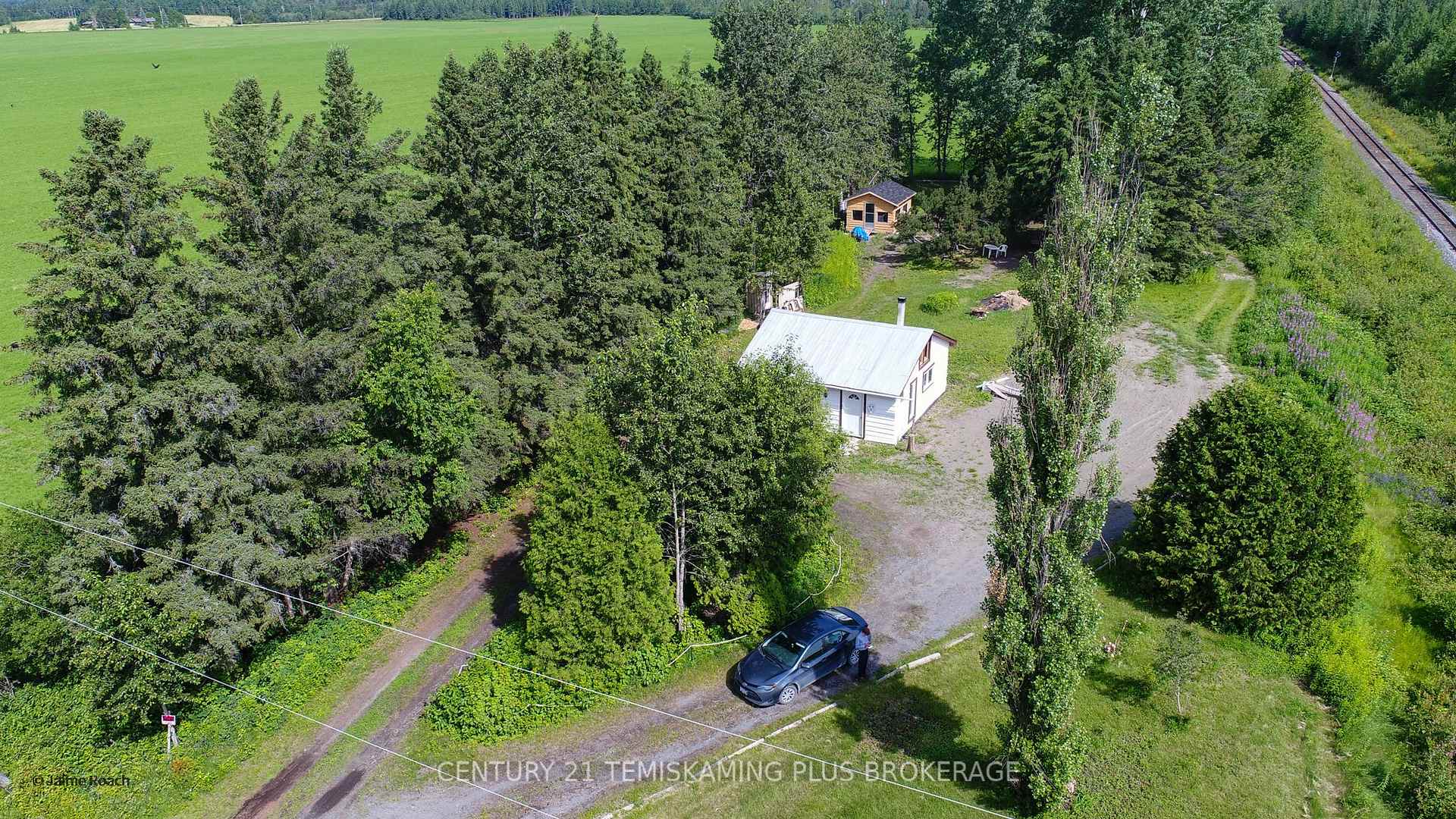 Photo 4 of 245407 569 Highway, Englehart, Central Timiskaming — HOMEH