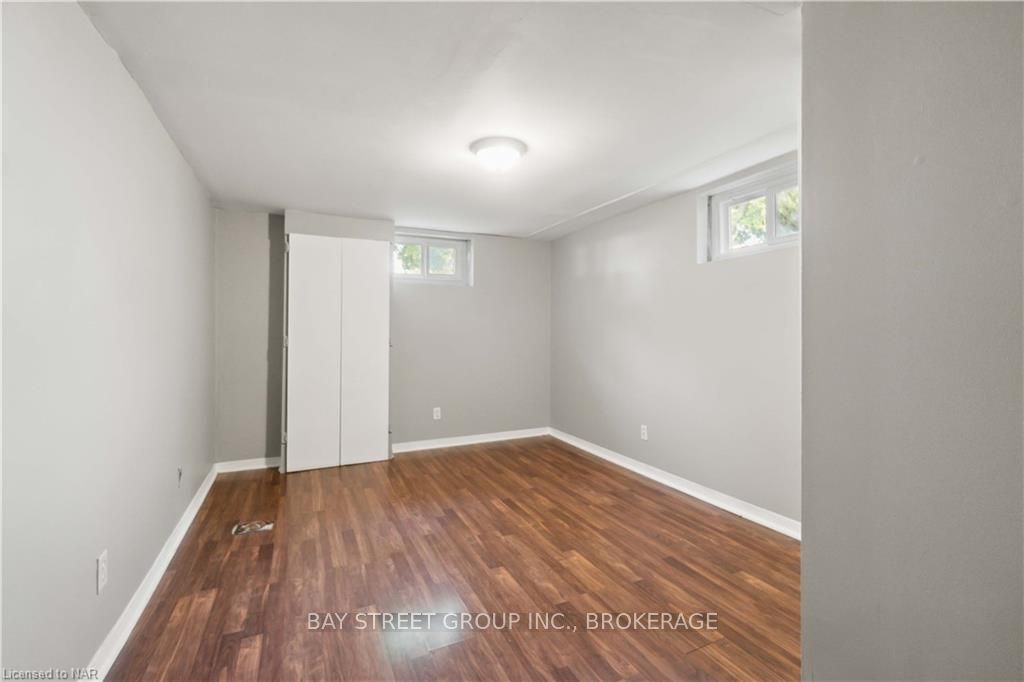 Photo 6 of 85 Jacobson Avenue, St. Catharines, Glendale/Glenridge — HOMEH