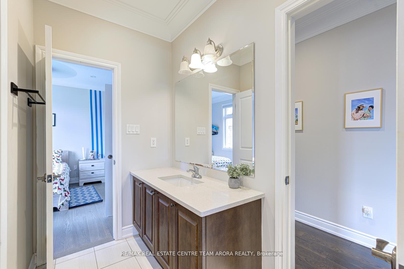 Photo 15 of 43 Elysian Fields Circle, Brampton, Bram West — HOMEH