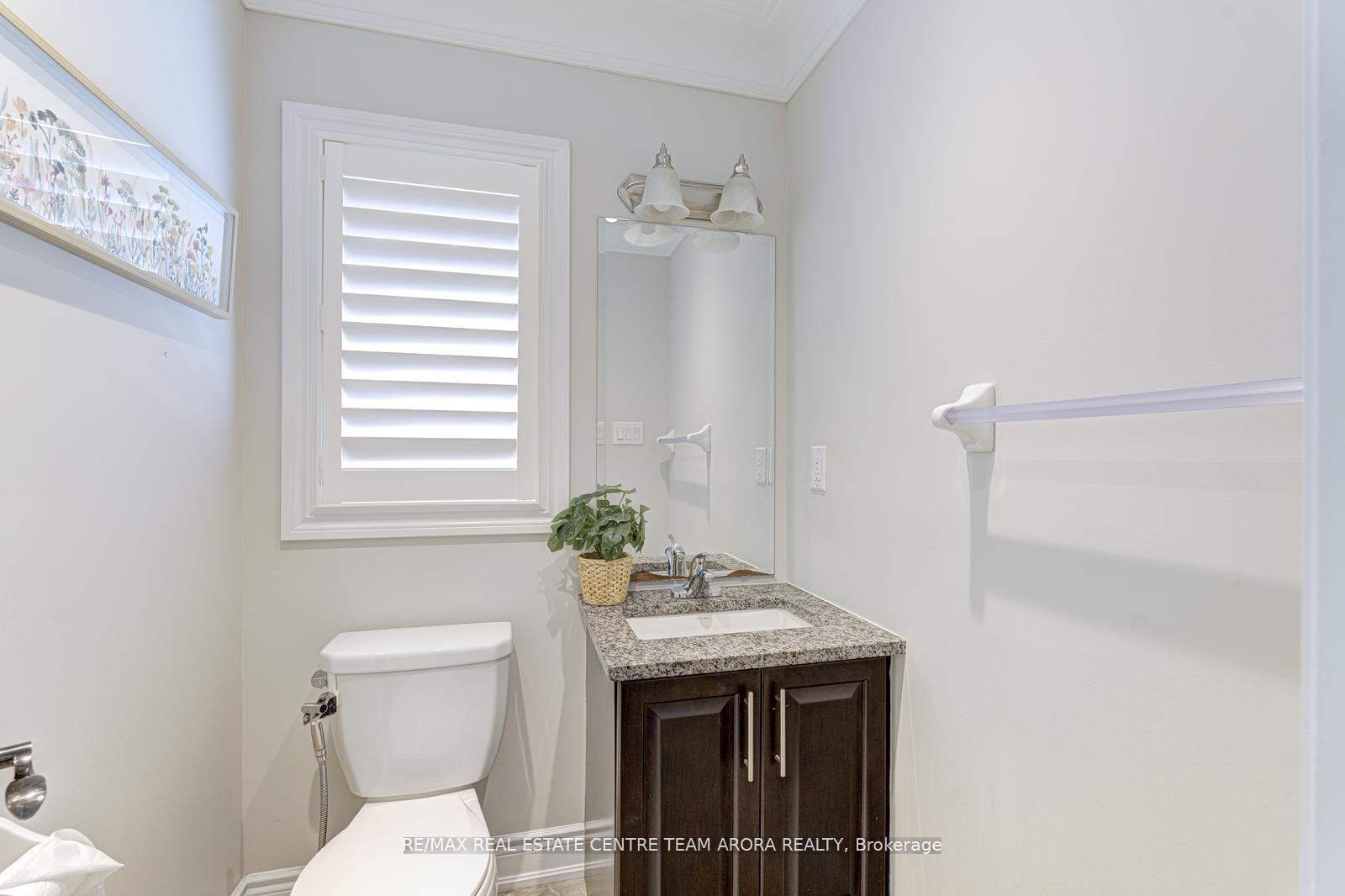 Photo 11 of 43 Elysian Fields Circle, Brampton, Bram West — HOMEH