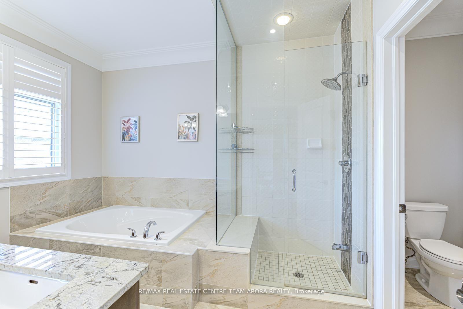 Photo 18 of 43 Elysian Fields Circle, Brampton, Bram West — HOMEH