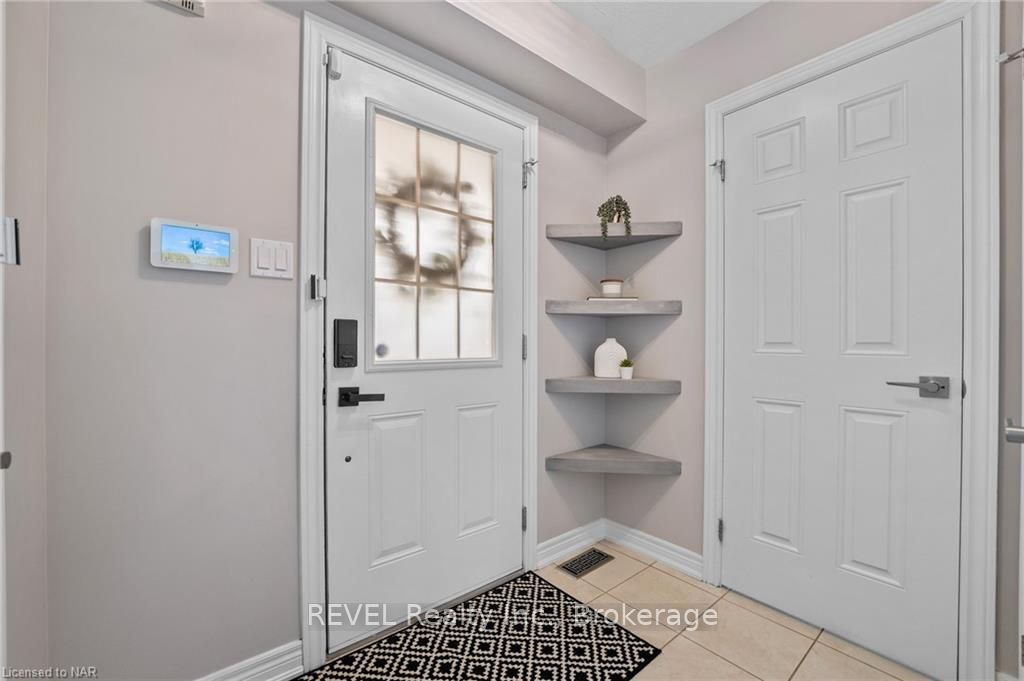 Photo 5 of Unit 1, 77 Avery Crescent, St. Catharines, Oakdale — HOMEH
