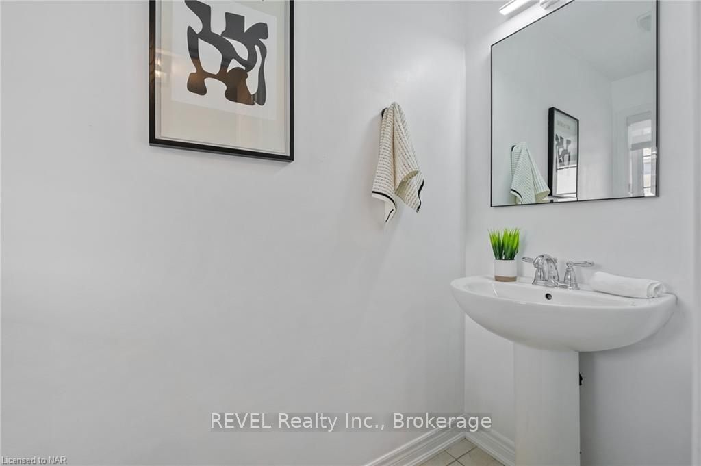Photo 7 of Unit 1, 77 Avery Crescent, St. Catharines, Oakdale — HOMEH