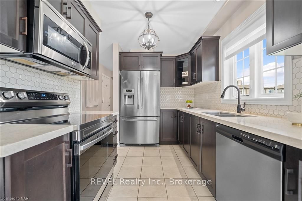 Photo 11 of Unit 1, 77 Avery Crescent, St. Catharines, Oakdale — HOMEH