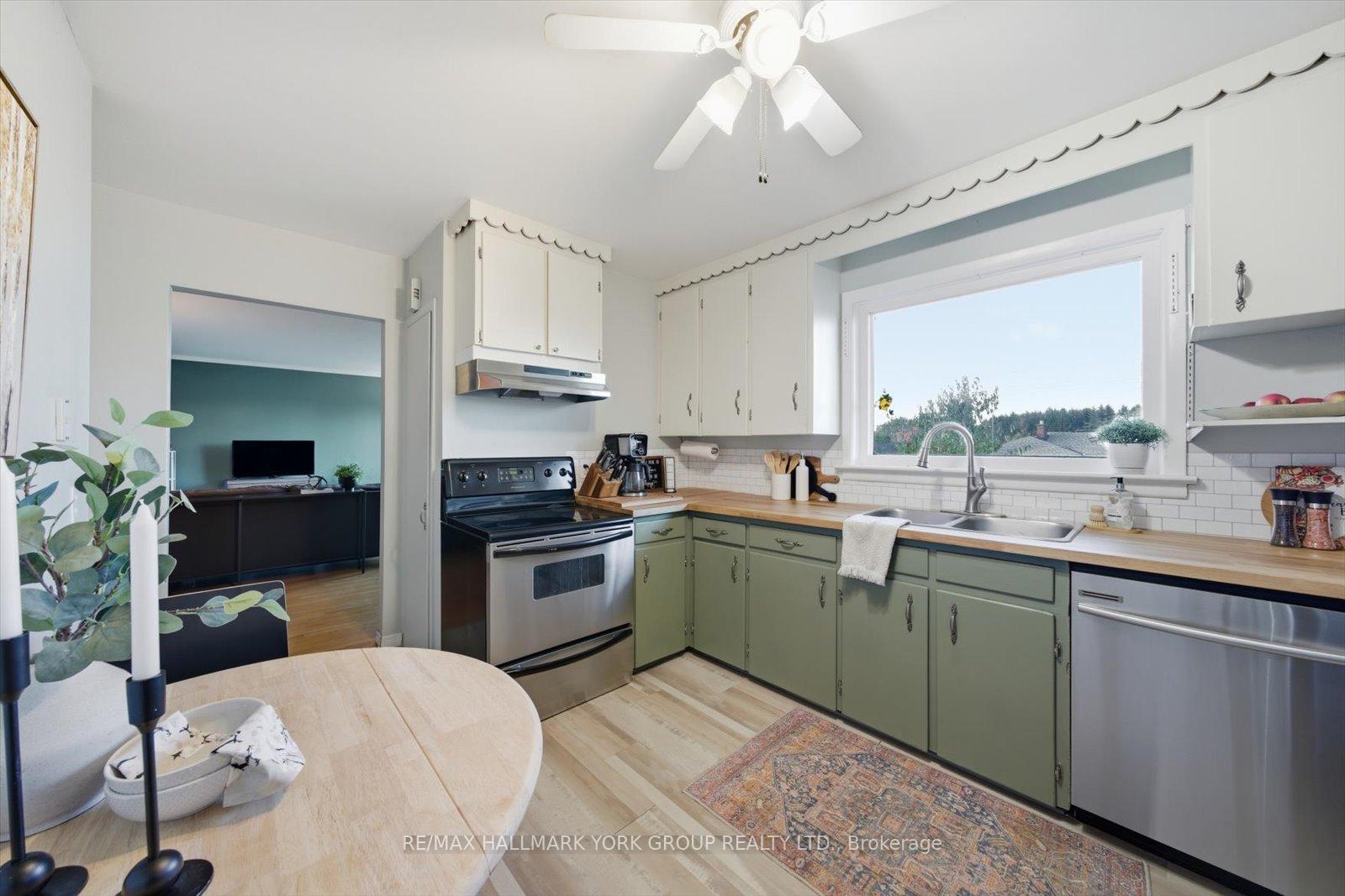 Photo 16 of 535 North Street, Brock, Beaverton — HOMEH
