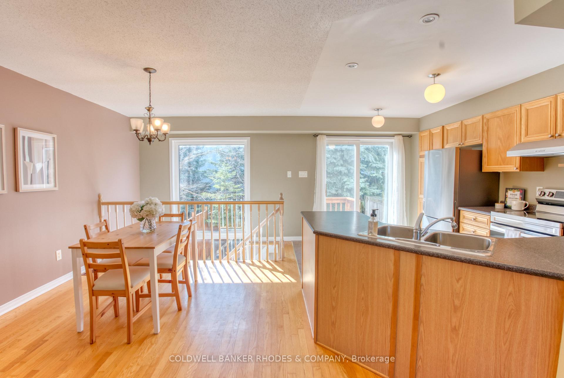 Photo 7 of 139 Scout Street, Ottawa, Central Park — HOMEH