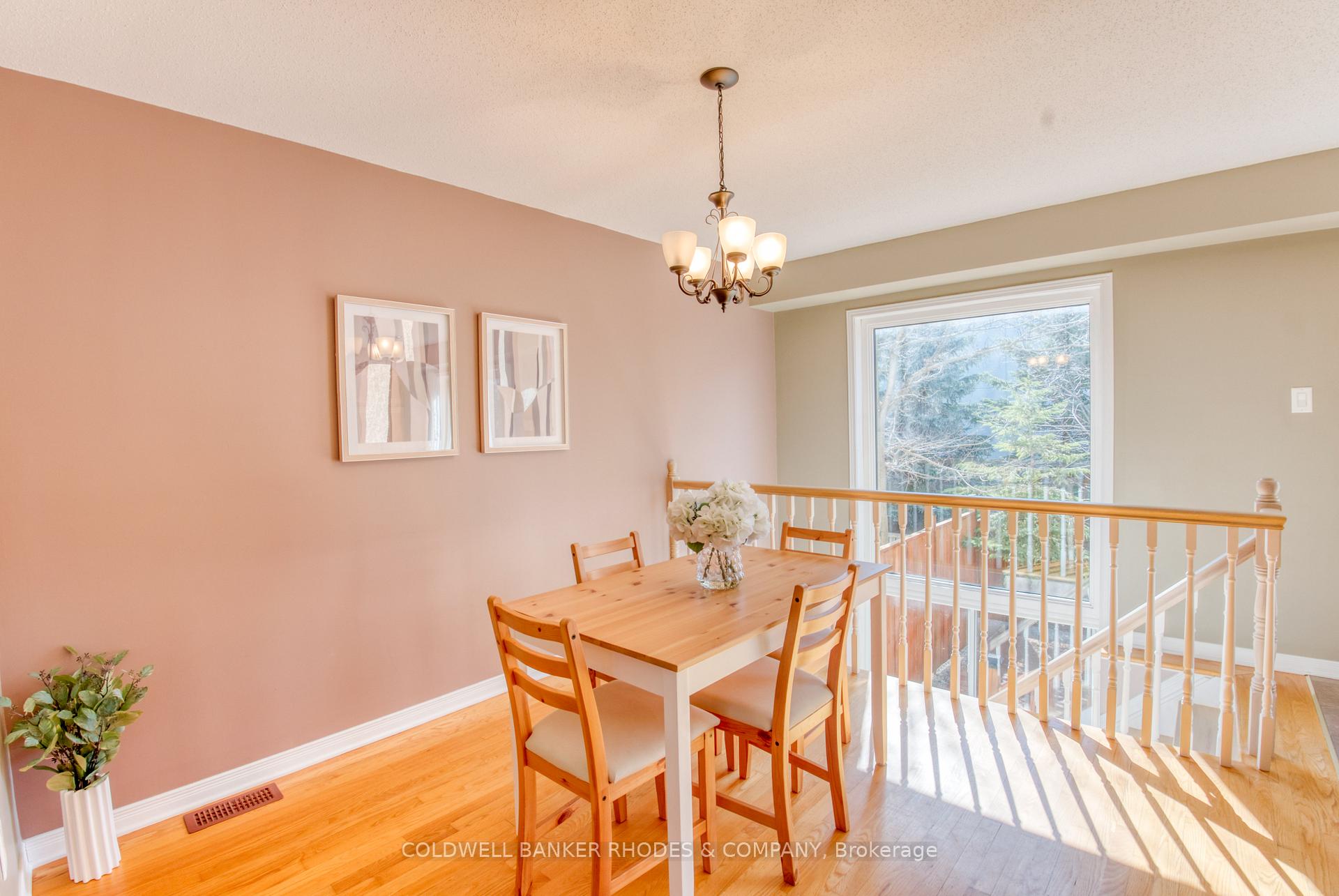 Photo 6 of 139 Scout Street, Ottawa, Central Park — HOMEH