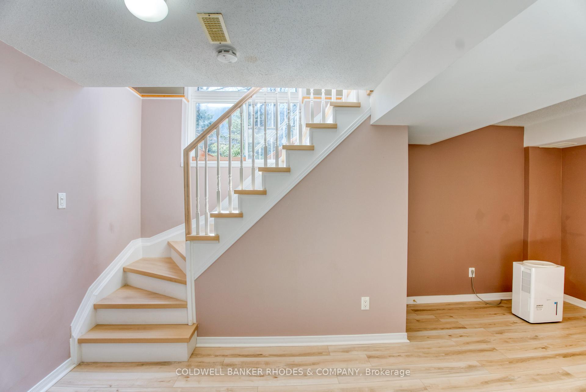Photo 21 of 139 Scout Street, Ottawa, Central Park — HOMEH
