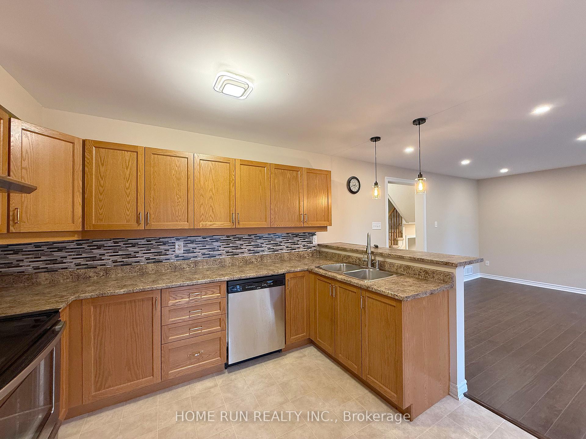 Photo 18 of 3485 River Run Avenue, Ottawa, Barrhaven - Half Moon Bay — HOMEH