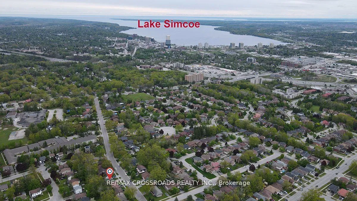 Photo 39 of 160 letitia Street, Barrie, Letitia Heights — HOMEH