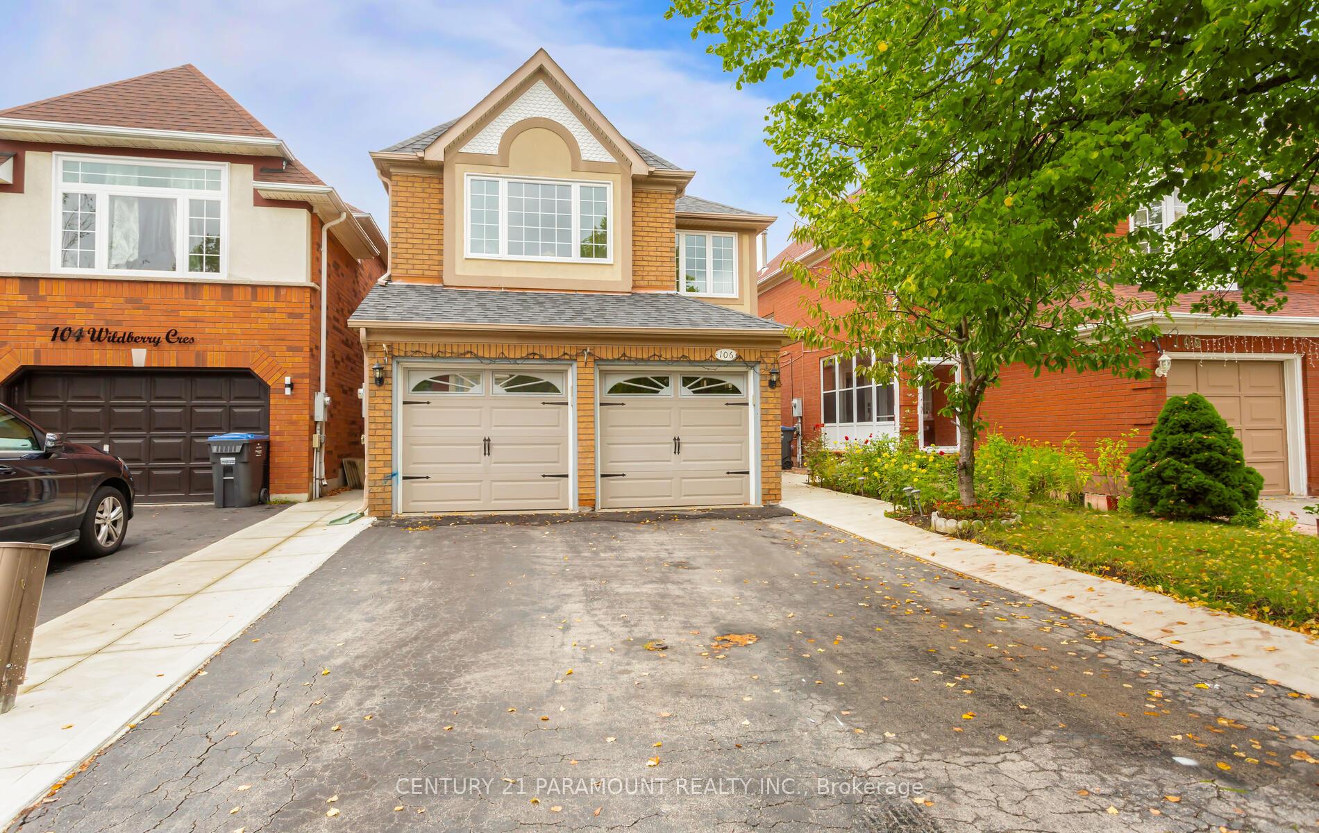 Front of 106 Wildberry Crescent