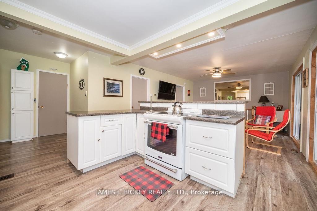 Photo 3 of 628 Goldfinch Way, Head, Clara and Maria, Head Twp — HOMEH