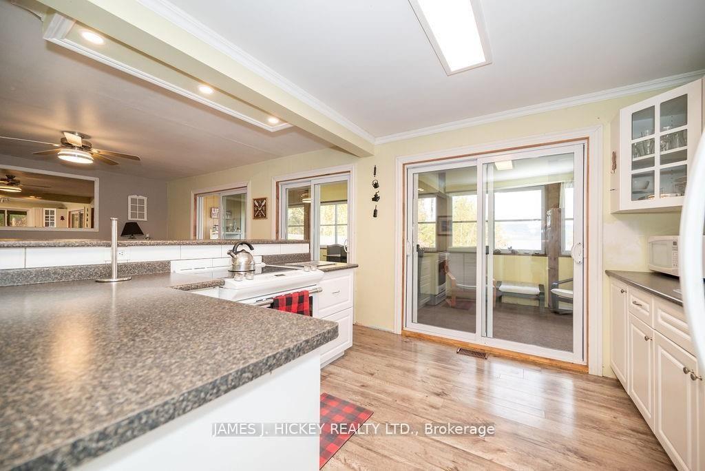Photo 4 of 628 Goldfinch Way, Head, Clara and Maria, Head Twp — HOMEH