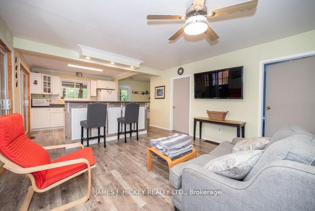 Photo 9 of 628 Goldfinch Way, Head, Clara and Maria, Head Twp — HOMEH