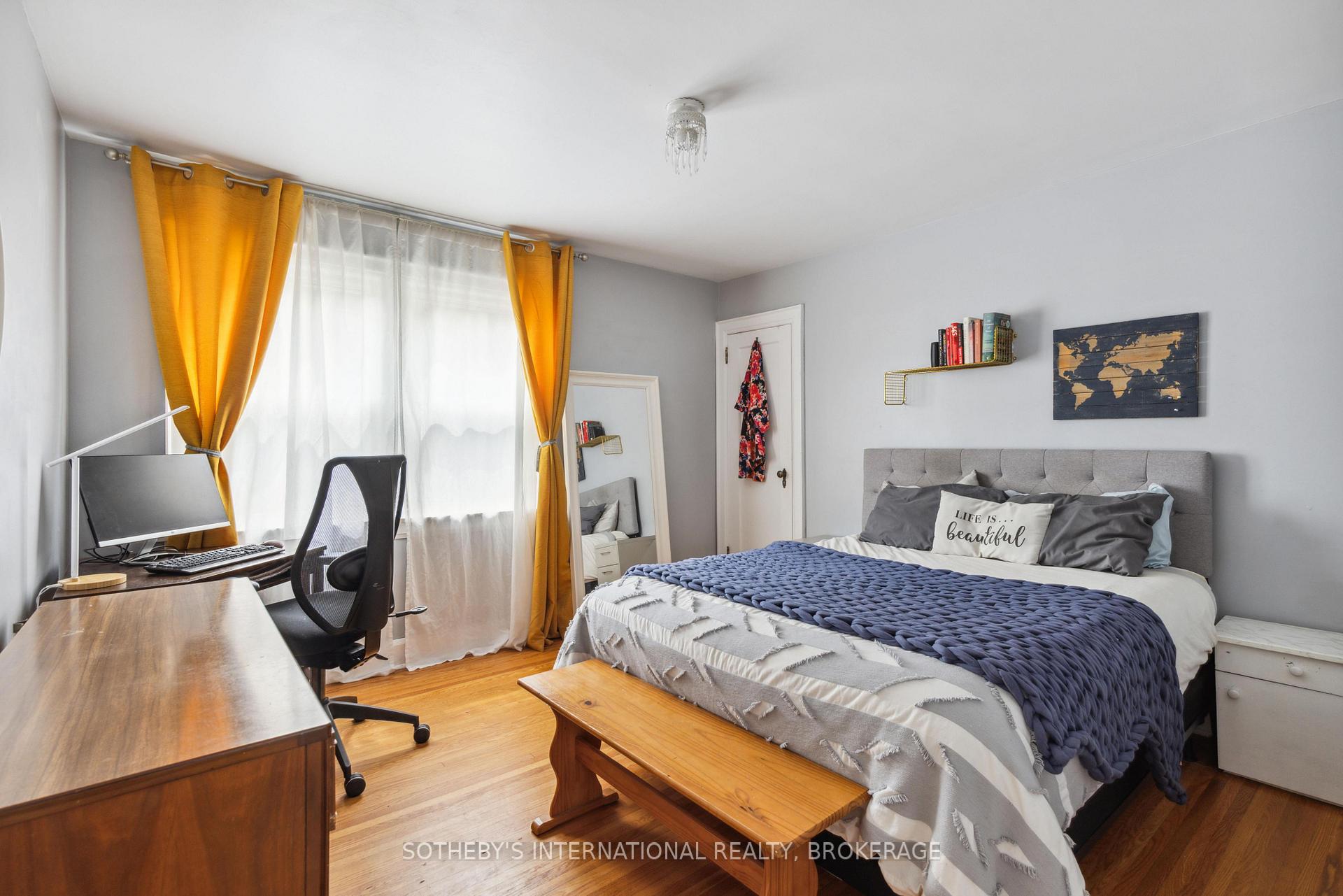 Photo 22 of 16 Thairs Avenue, St. Catharines, Downtown — HOMEH