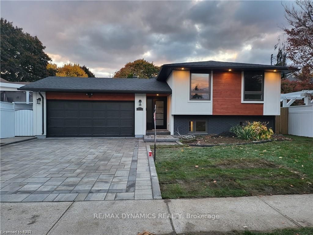 Photo 1 of 1 1/2 Corbett Avenue, St. Catharines, Port Dalhousie — HOMEH