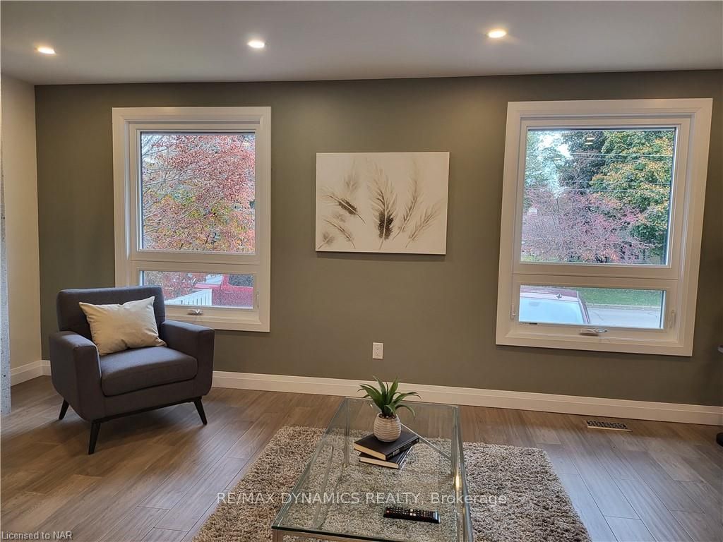Photo 9 of 1 1/2 Corbett Avenue, St. Catharines, Port Dalhousie — HOMEH