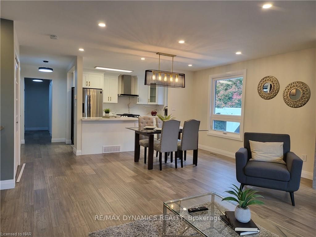 Photo 10 of 1 1/2 Corbett Avenue, St. Catharines, Port Dalhousie — HOMEH