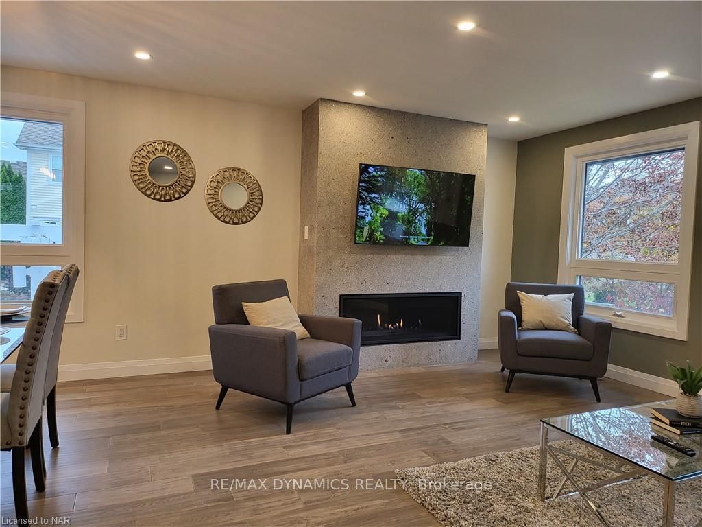 Photo 13 of 1 1/2 Corbett Avenue, St. Catharines, Port Dalhousie — HOMEH